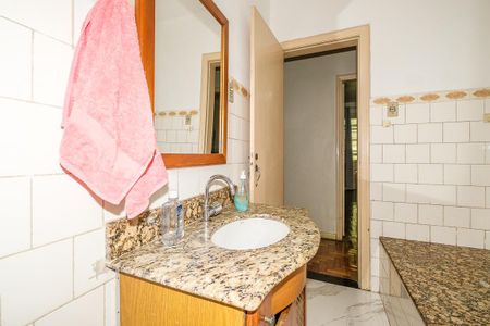 Apartamento à venda com 190m², 4 quartos e sem vaga Apartamento à venda com 190m², 4 quartos e sem vagaBanheiro Social