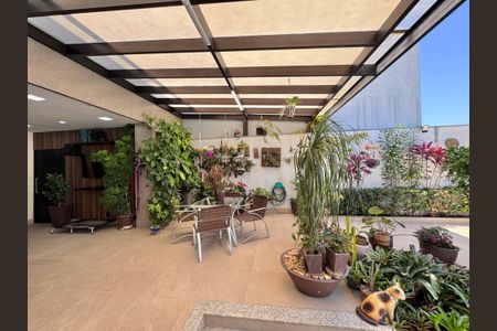 Casa de condomínio à venda com 350m², 6 quartos e 5 vagasÁrea externa