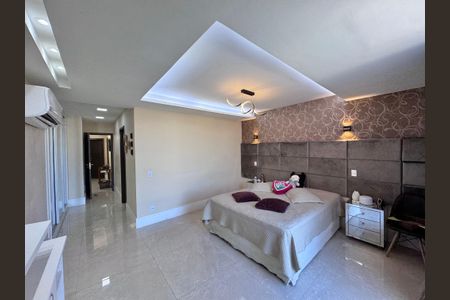 Casa de condomínio à venda com 350m², 6 quartos e 5 vagasSuíte 1