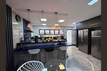 Casa de condomínio à venda com 350m², 6 quartos e 5 vagasCozinha