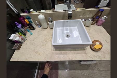 Casa de condomínio à venda com 350m², 6 quartos e 5 vagasSuíte 3 - Banheiro