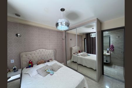 Casa de condomínio à venda com 350m², 6 quartos e 5 vagasSuíte 2