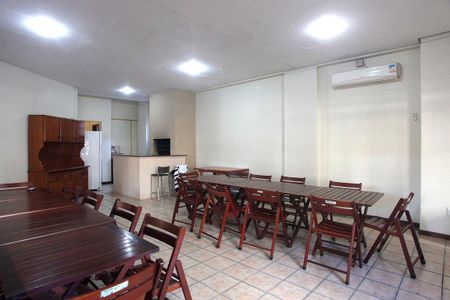 Apartamento para alugar com 73m², 2 quartos e sem vagaÁrea Comum - Salão de Festas