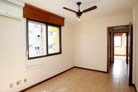 Apartamento para alugar com 73m², 2 quartos e sem vaga Suíte