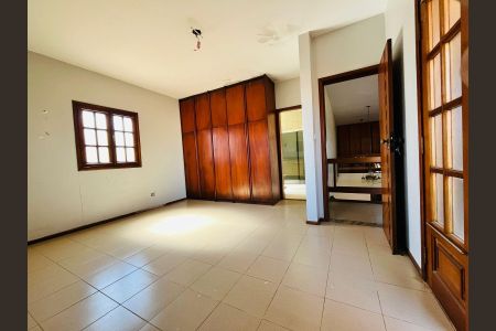 Casa para alugar com 583m², 3 quartos e 6 vagas Casa para alugar com 583m², 3 quartos e 6 vagasSuíte 2