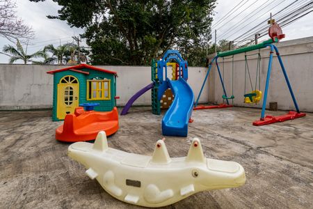 Apartamento à venda com 60m², 2 quartos e 1 vaga Apartamento à venda com 60m², 2 quartos e 1 vagaÁrea comum - Playground