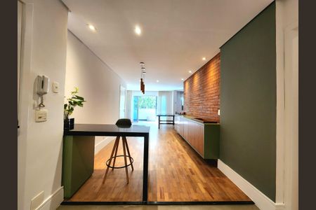 Apartamento à venda com 130m², 2 quartos e 1 vaga Apartamento à venda com 130m², 2 quartos e 1 vagaSala