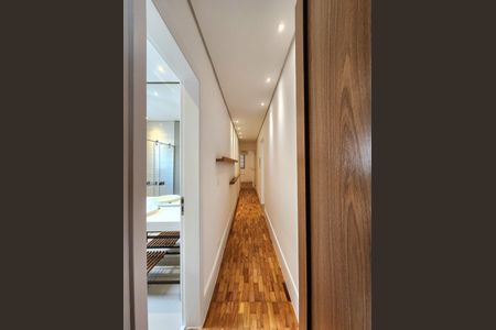 Apartamento à venda com 130m², 2 quartos e 1 vaga Apartamento à venda com 130m², 2 quartos e 1 vagaCorredor