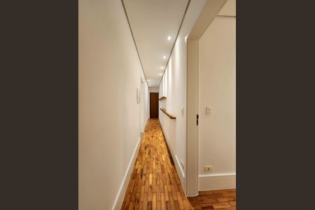 Apartamento à venda com 130m², 2 quartos e 1 vaga Apartamento à venda com 130m², 2 quartos e 1 vagaCorredor