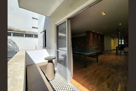 Apartamento à venda com 130m², 2 quartos e 1 vaga Apartamento à venda com 130m², 2 quartos e 1 vagaVaranda