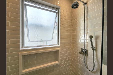 Apartamento à venda com 130m², 2 quartos e 1 vaga Apartamento à venda com 130m², 2 quartos e 1 vagaBanheiro Social