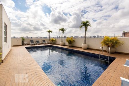 Apartamento à venda com 130m², 2 quartos e 1 vaga Apartamento à venda com 130m², 2 quartos e 1 vagaÁrea comum - Piscina