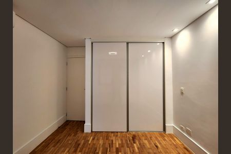 Apartamento à venda com 130m², 2 quartos e 1 vaga Apartamento à venda com 130m², 2 quartos e 1 vagaSuíte 2