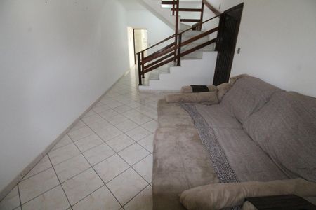 Casa para alugar com 165m², 3 quartos e 2 vagasSala 