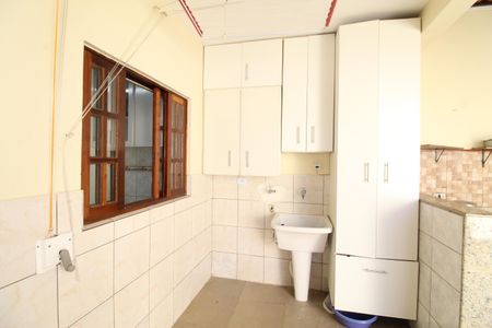 Casa para alugar com 165m², 3 quartos e 2 vagasÁrea de Serviço