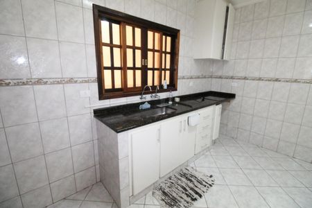 Casa para alugar com 165m², 3 quartos e 2 vagasCozinha