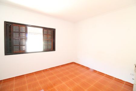 Casa para alugar com 165m², 3 quartos e 2 vagasSuíte