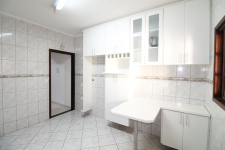 Casa para alugar com 165m², 3 quartos e 2 vagasCozinha