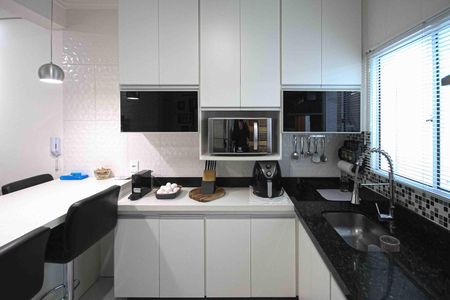 Casa de condomínio à venda com 60m², 2 quartos e 1 vagaCozinha