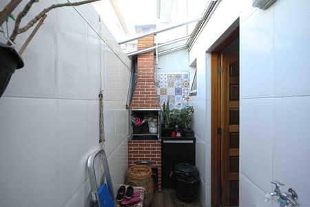 Casa de condomínio à venda com 60m², 2 quartos e 1 vagaEspaço Gourmet