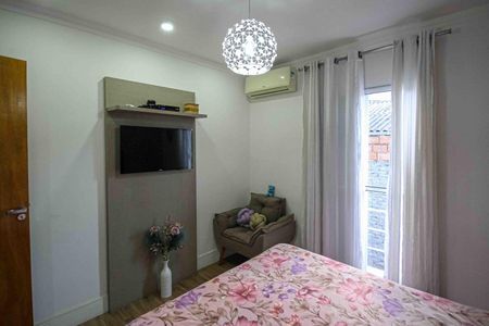 Casa de condomínio à venda com 60m², 2 quartos e 1 vagaQuarto