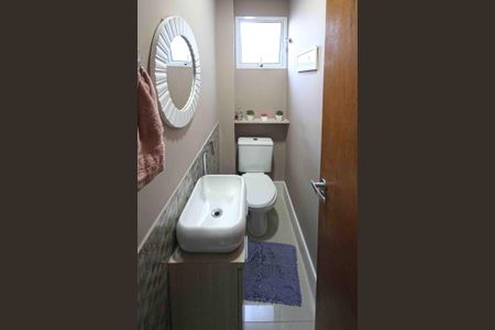 Casa de condomínio à venda com 60m², 2 quartos e 1 vagaLavabo