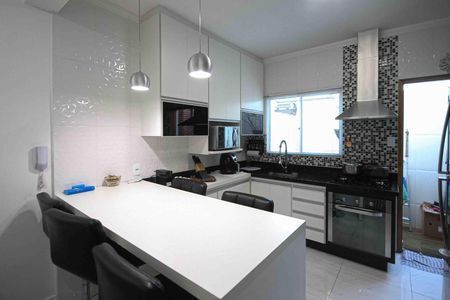 Casa de condomínio à venda com 60m², 2 quartos e 1 vagaCozinha