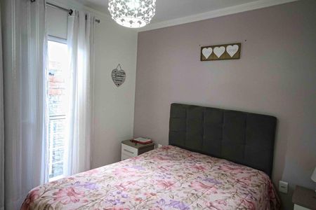 Casa de condomínio à venda com 60m², 2 quartos e 1 vagaQuarto