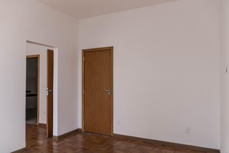 Apartamento à venda com 93m², 3 quartos e sem vagaSala
