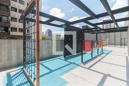 Apartamento à venda com 101m², 2 quartos e 2 vagas Apartamento à venda com 101m², 2 quartos e 2 vagasÁrea comum - Playground