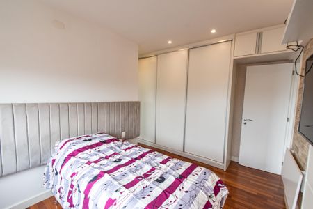 Apartamento à venda com 75m², 2 quartos e 2 vagas Apartamento à venda com 75m², 2 quartos e 2 vagasSuíte 2