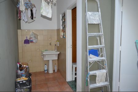 Casa à venda com 105m², 3 quartos e 1 vagaÁrea de Serviço