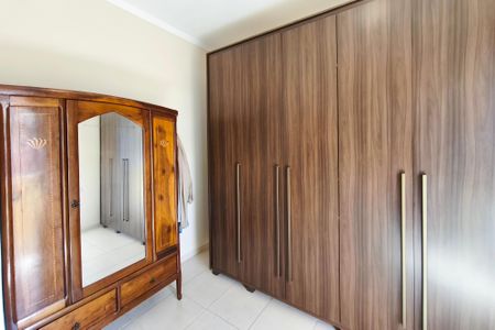 Casa à venda com 107m², 2 quartos e 1 vagaQuarto 2