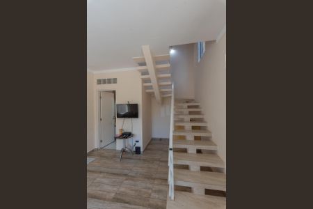 Casa à venda com 106m², 3 quartos e 5 vagasSala