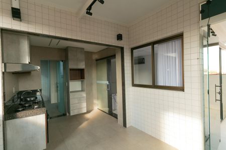 Apartamento à venda com 164m², 4 quartos e 4 vagas Apartamento à venda com 164m², 4 quartos e 4 vagasCozinha