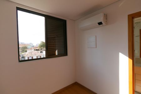 Apartamento à venda com 164m², 4 quartos e 4 vagas Apartamento à venda com 164m², 4 quartos e 4 vagasSuíte 1