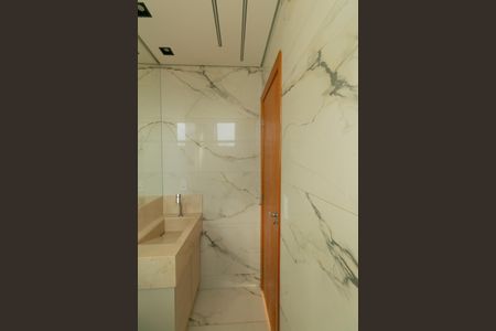 Apartamento à venda com 164m², 4 quartos e 4 vagas Apartamento à venda com 164m², 4 quartos e 4 vagasBanheiro da Suíte 1