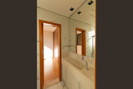 Apartamento à venda com 164m², 4 quartos e 4 vagas Apartamento à venda com 164m², 4 quartos e 4 vagasBanheiro da Suíte 2