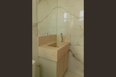 Apartamento à venda com 164m², 4 quartos e 4 vagas Apartamento à venda com 164m², 4 quartos e 4 vagasBanheiro da Suíte 1