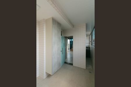 Apartamento à venda com 164m², 4 quartos e 4 vagas Apartamento à venda com 164m², 4 quartos e 4 vagasÁrea de Serviço