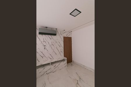 Apartamento à venda com 164m², 4 quartos e 4 vagas Apartamento à venda com 164m², 4 quartos e 4 vagasSuíte 2