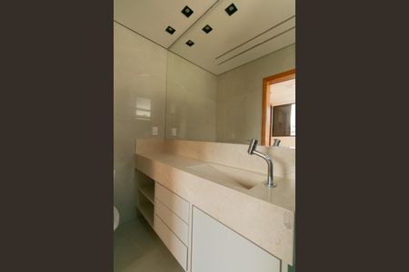 Apartamento à venda com 164m², 4 quartos e 4 vagas Apartamento à venda com 164m², 4 quartos e 4 vagasBanheiro Social