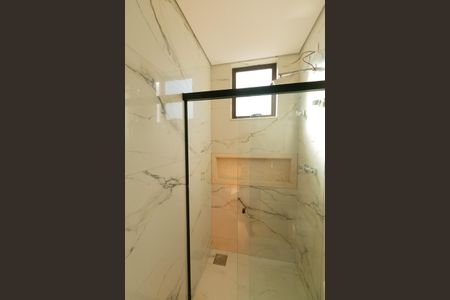 Apartamento à venda com 164m², 4 quartos e 4 vagas Apartamento à venda com 164m², 4 quartos e 4 vagasBanheiro da Suíte 1