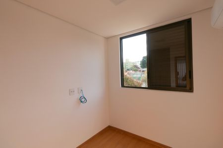 Apartamento à venda com 164m², 4 quartos e 4 vagas Apartamento à venda com 164m², 4 quartos e 4 vagasSuíte 1
