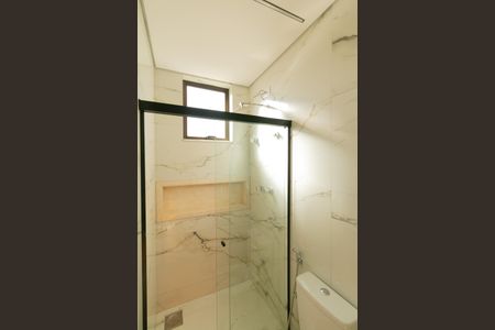 Apartamento à venda com 164m², 4 quartos e 4 vagas Apartamento à venda com 164m², 4 quartos e 4 vagasBanheiro da Suíte 1