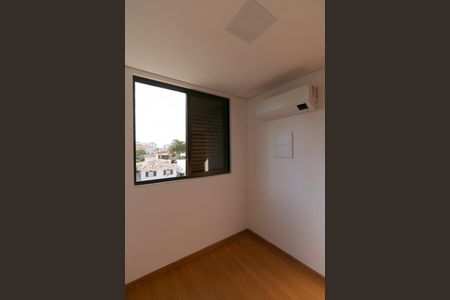 Apartamento à venda com 164m², 4 quartos e 4 vagas Apartamento à venda com 164m², 4 quartos e 4 vagasSuíte 1