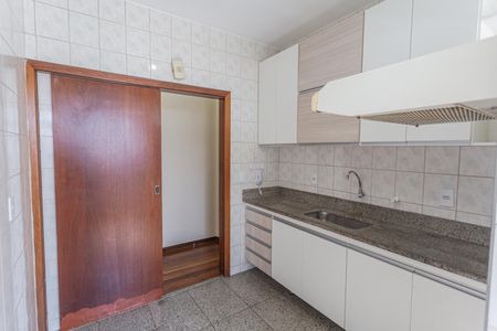 Apartamento para alugar com 120m², 3 quartos e 2 vagas Apartamento para alugar com 120m², 3 quartos e 2 vagasCozinha