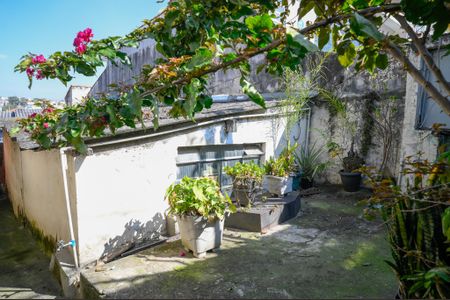Casa à venda com 270m², 5 quartos e sem vaga Casa à venda com 270m², 5 quartos e sem vagaCorredor Externo