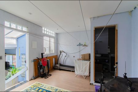 Casa à venda com 250m², 5 quartos e 2 vagasQuarto de Serviço