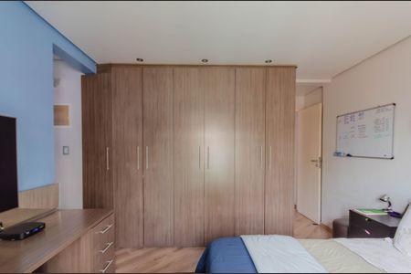 Casa à venda com 250m², 5 quartos e 2 vagasSuíte 3